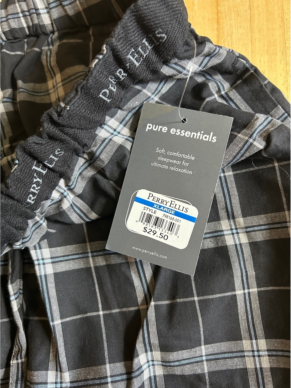 Perry Ellis - Picture 4 of 4